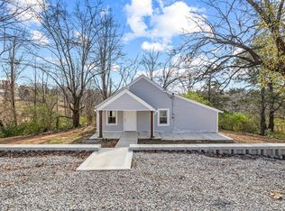 1906 Shipley Rd, Cookeville, TN 38501