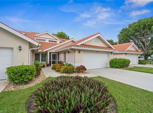 4715 Via Carmen, Naples, FL 34105