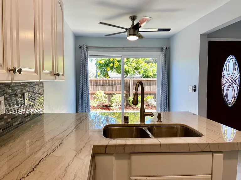 4441 Vision Dr — Photo 4