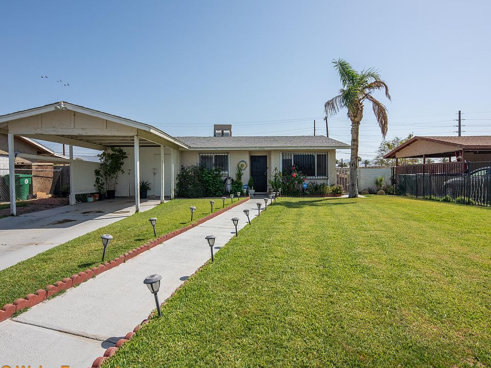 2nd image of 51926 Sunset Dr