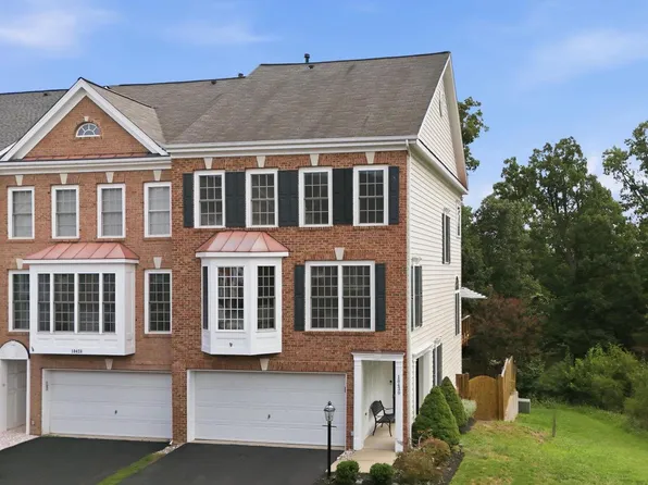 18430 Montview Sq, Leesburg, VA 20176
