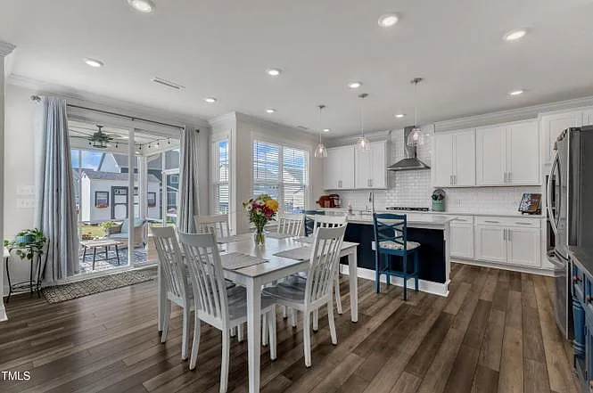 1526 Cloverfield Ct — Photo 35