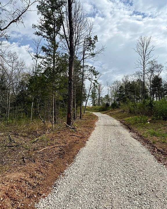 2nd image of 4 Furnace Creek Rd