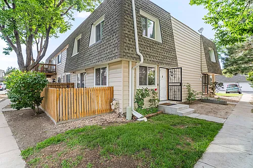 1175 S Oneida St #A Photo 1 1175 S Oneida St #A Photo 1
