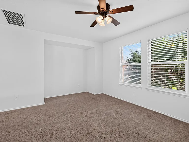 1049 Clove Hitch Rd — Photo 25