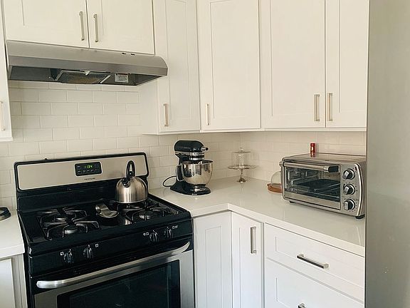 2nd image of 15035 Nordhoff St Unit 107