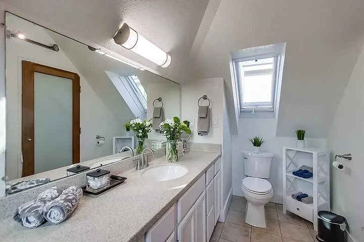 815 Salem Ct — Photo 14