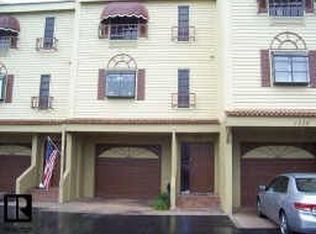 1730 Lighthouse Ter S APT 12, South Pasadena, FL 33707