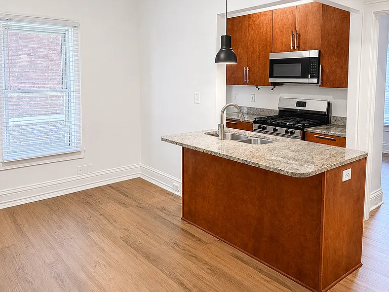 2881 Irving Ave S #106 — Photo 3