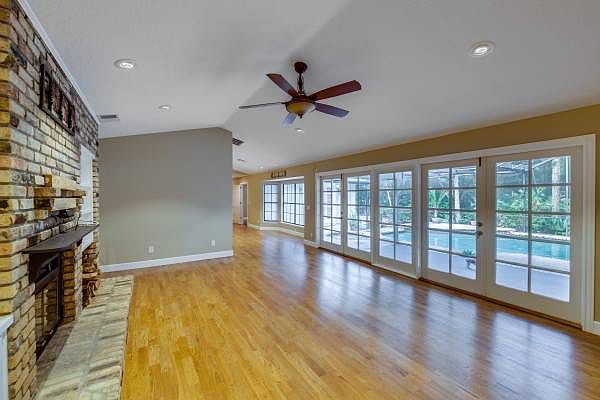 1st image of 312 Longfield Cir