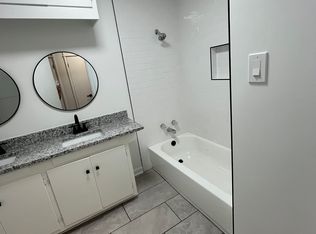 805 4th St, Conway, AR 72032