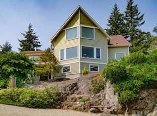 5575 Curran Rd, Sunshine Coast, BC V7Z 1B4