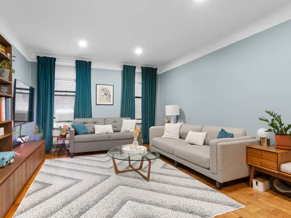 81 Ocean Parkway image 1 of 8