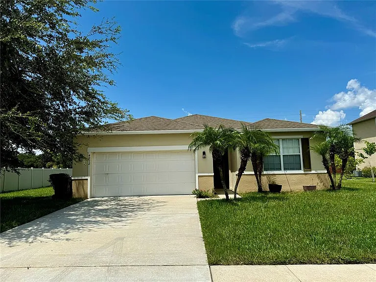4912 Stone Acres Cir — Photo 1