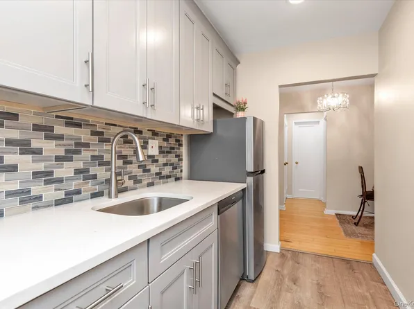 396 Merrick Road #1A, Rockville Centre, NY 11570