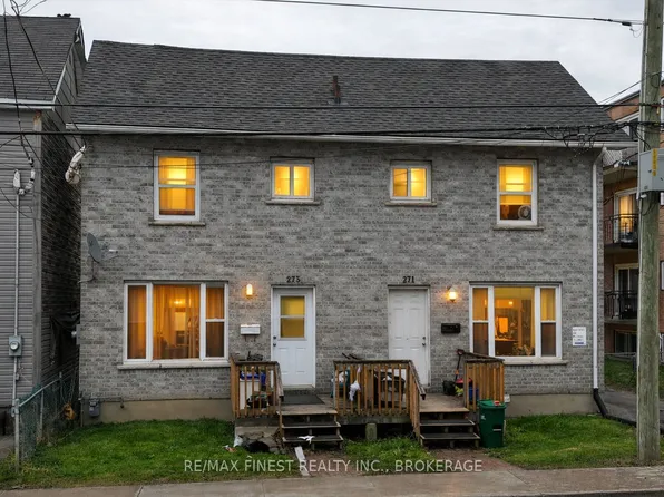 273 Rideau St #271, Kingston, ON K7K 3A7