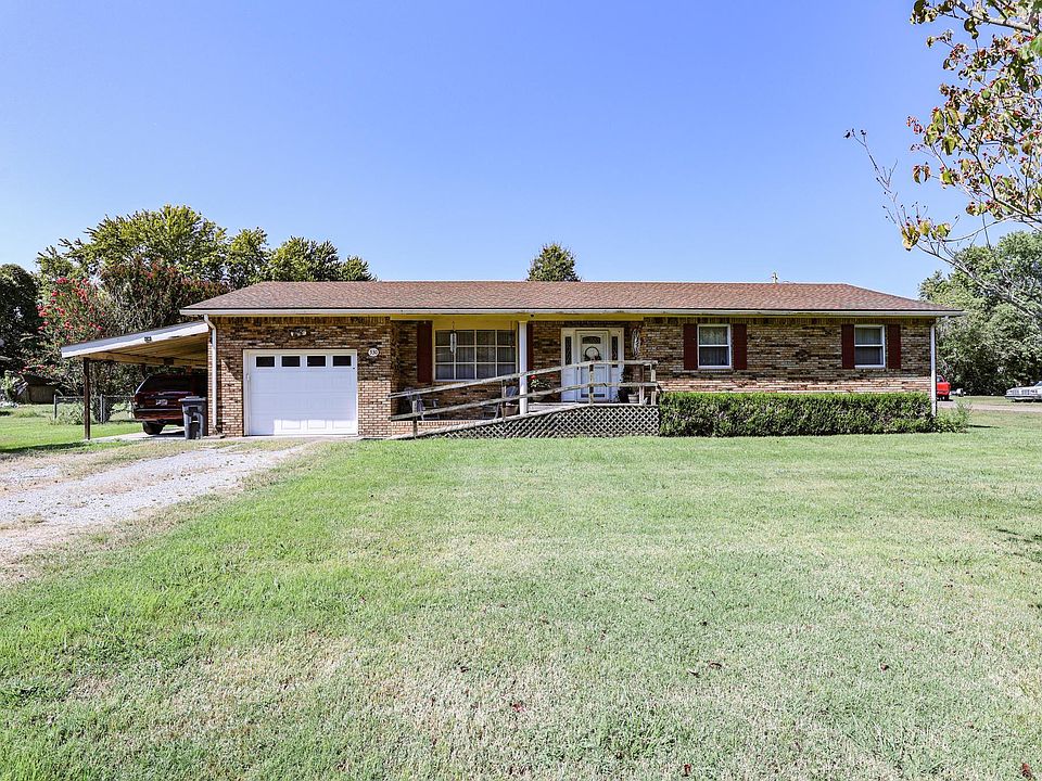 1st image of 530 Faye Dr
