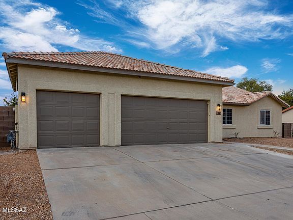3rd image of 9674 E Paseo Juan Tabo