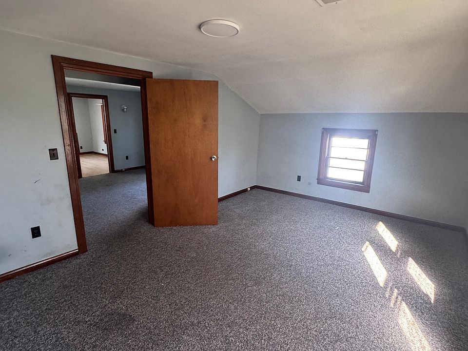 1st image of 426 Colburn St #2