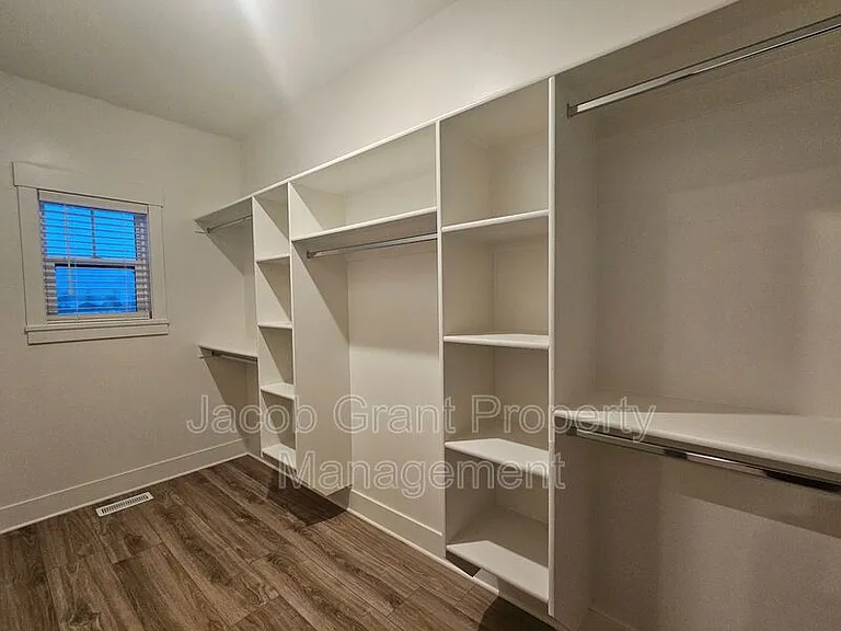 5157 N Beach Dr — Photo 13