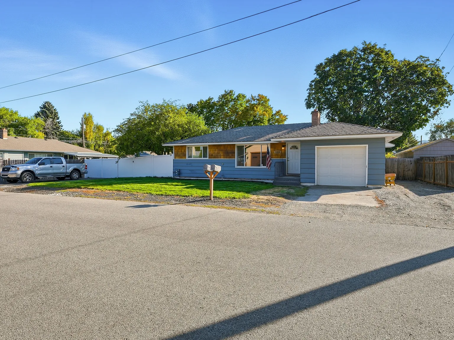 9614 East Valleyway Avenue - 1 — Photo 4