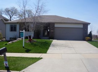 416 Little Bear Dr, Middleton, WI 53562