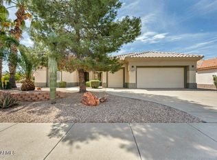 14215 W Horizon Dr, Sun City West, AZ 85375