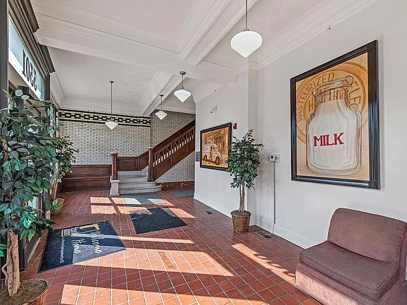 5th image of 3301 Park Ave APT 103