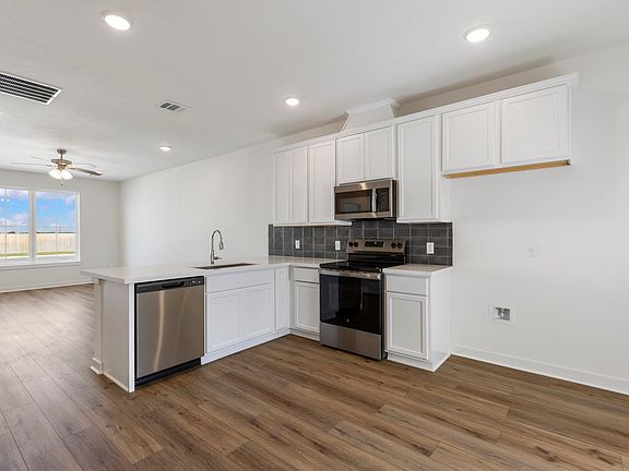 5th image of 10544 Berry Branch Ln