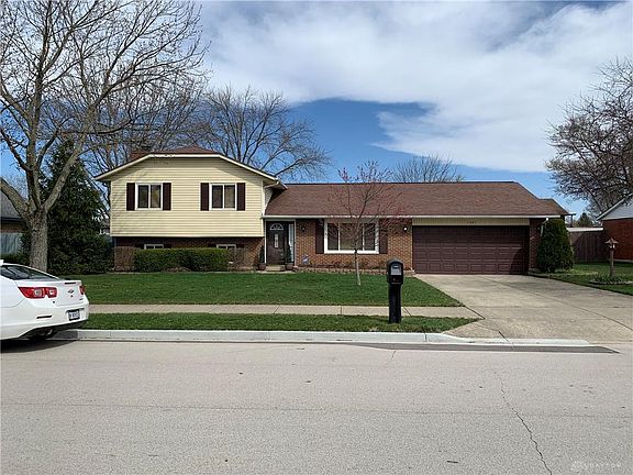 2nd image of 1041 Newpark Dr