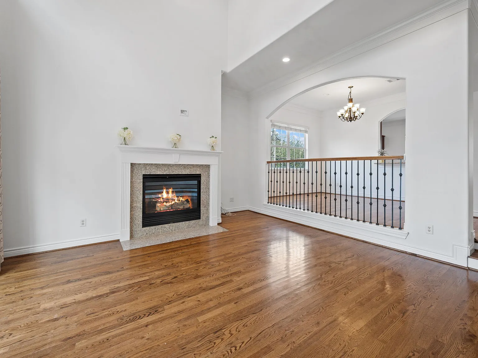 3 bed, 2704 sqft, $3,250 — Photo 4