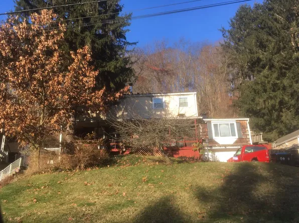 8559 Wittmer Rd, Pittsburgh, PA 15237