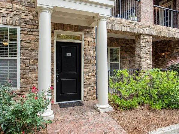 2300 Peachford Rd APT 4002, Dunwoody, GA 30338