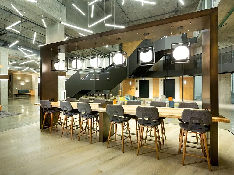 Lobby loft with common area seating
