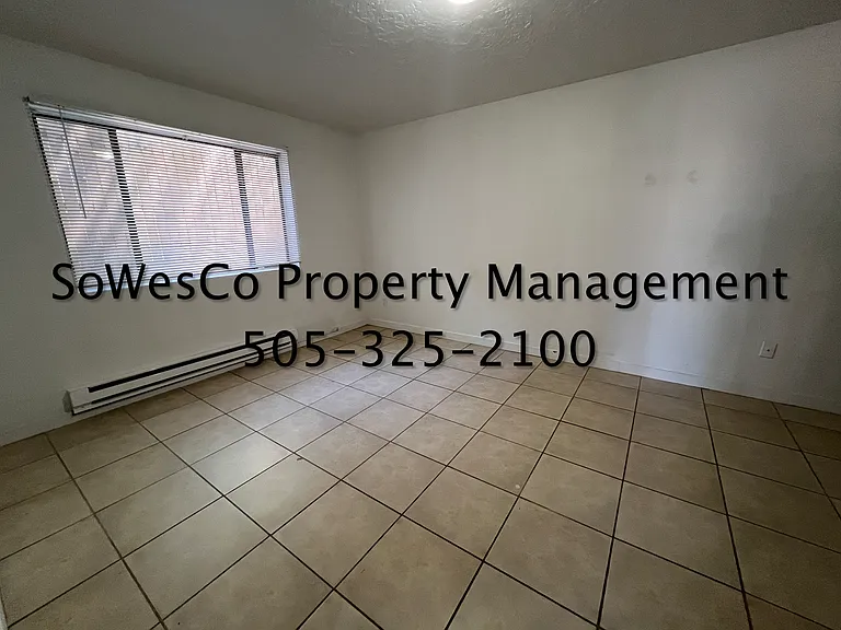 510 N Orchard Ave — Photo 9