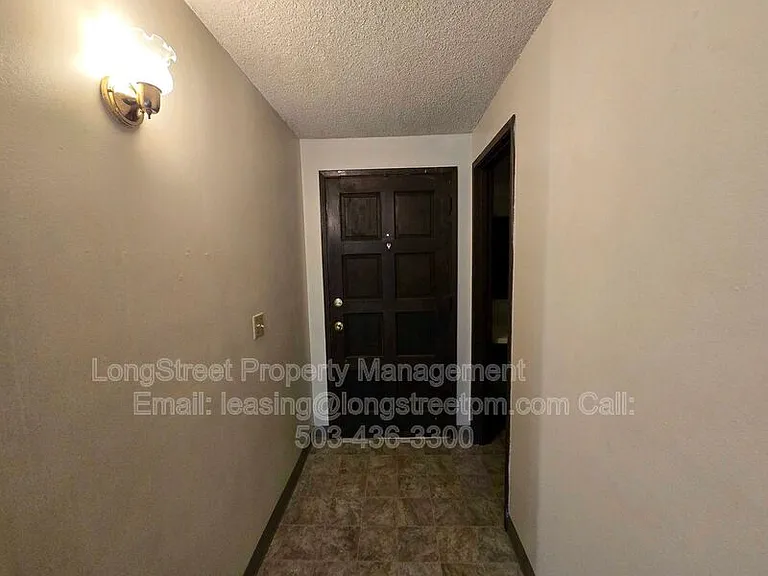 2145 NW Highland Dr #2 — Photo 5
