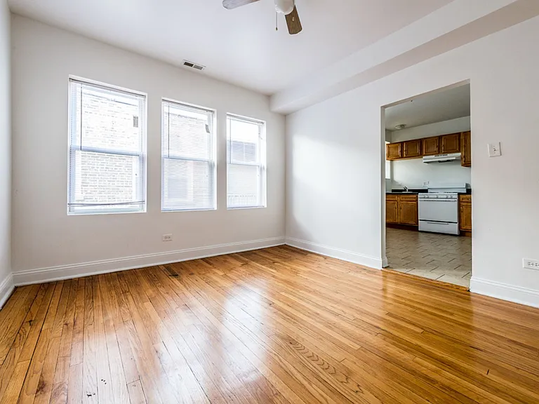 8000 S Paulina — Photo 8