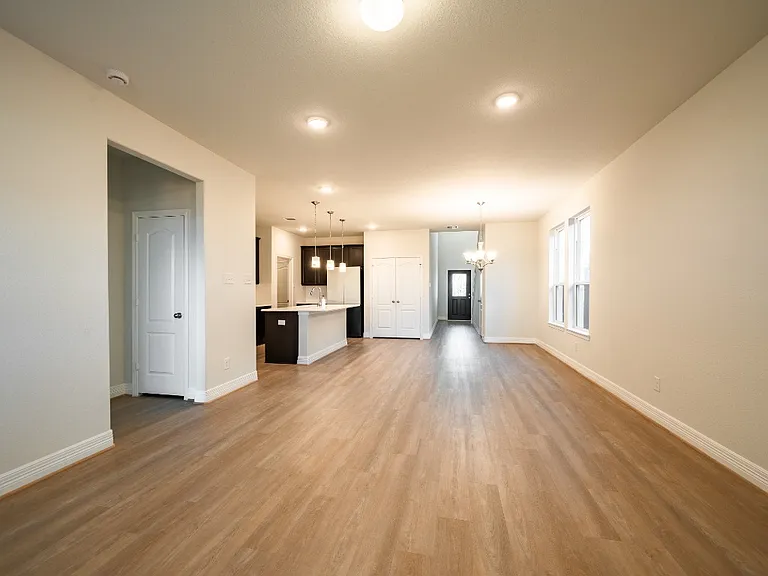 21227 Catalina Palm Dr — Photo 6