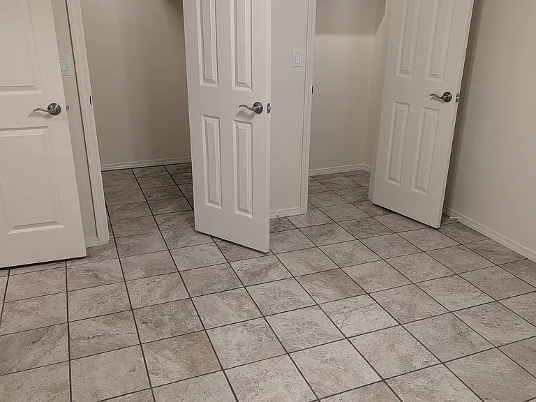 20 Chavez Rd — Photo 5