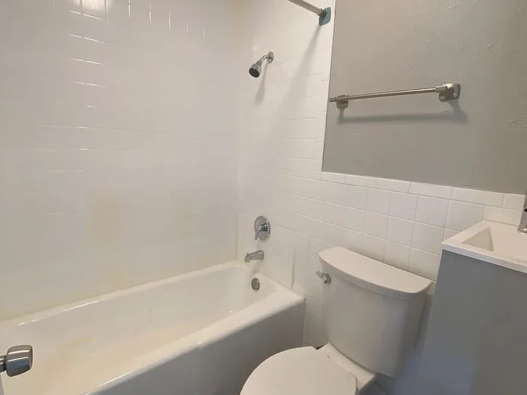 The Flats at Bon Air — Photo 28