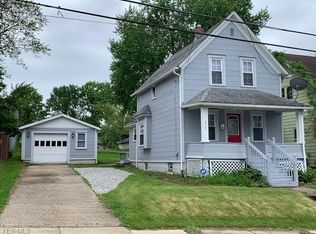 274 E Lake Ave, Barberton, OH 44203