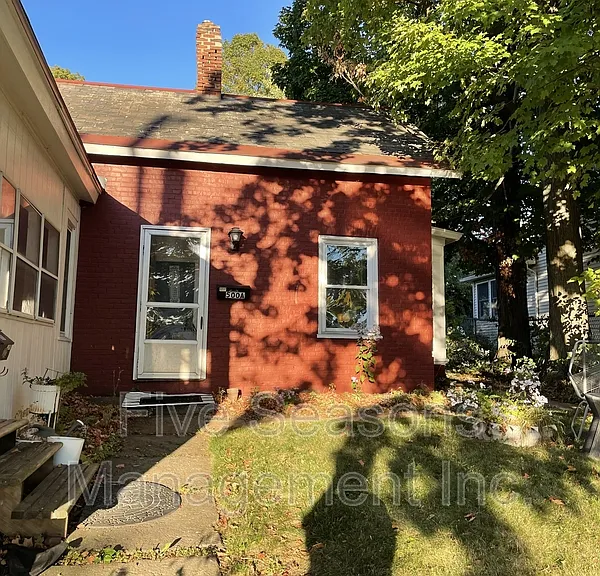 500 Saint Paul St #A — Photo 2