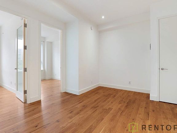 4th image of 105 Leonard St APT 2C