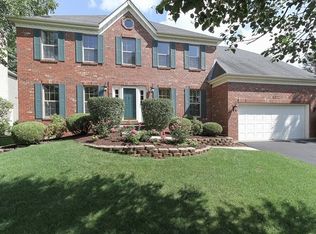 6372 Greene Rd, Woodridge, IL 60517