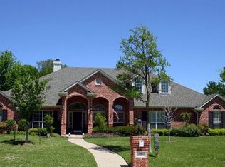 340 Elm Grove Cir, Mc Gregor, TX 76657