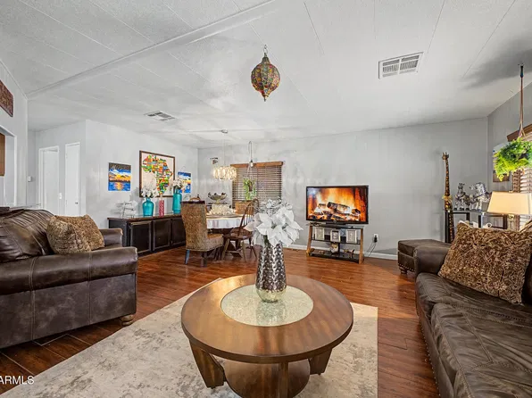 120 N VAL VISTA Drive #207, Mesa, AZ 85213
