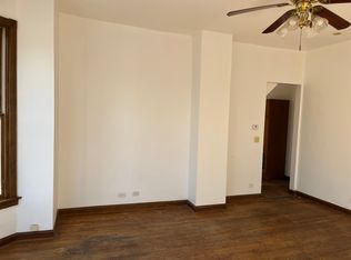 54 S Crystal St APT 2, Elgin, IL 60123