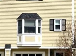 156 W 3rd St, South Boston, MA 02127