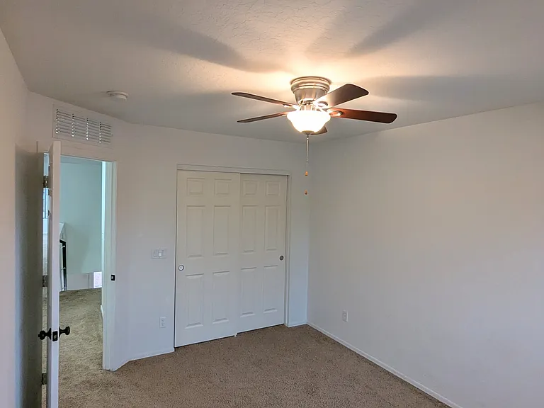 33966 N Mercedes Dr — Photo 15