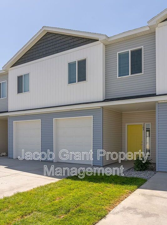 1st image of 1927 Jennie Lee Dr #105